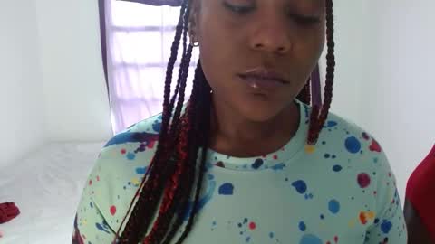 dulce_banks_ online show from December 18, 4:57 pm