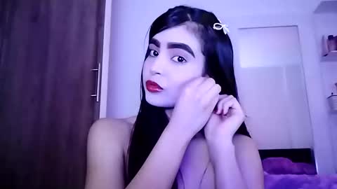 dulce_lucero online show from January 2, 6:26 pm