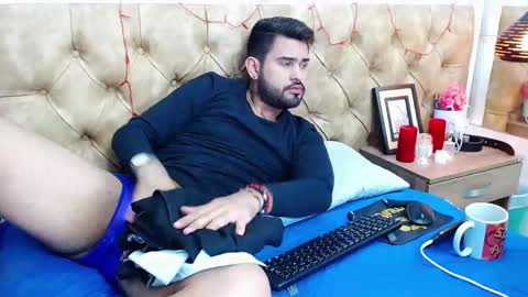 dylan_hotty online show from January 10, 2:33 am