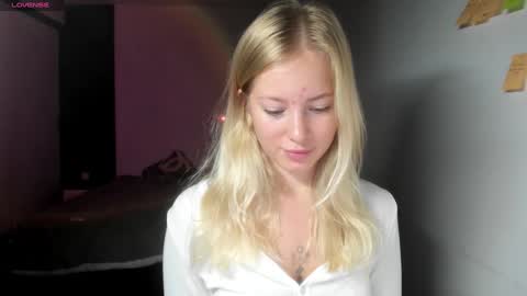 tiktok - lanaswet1  fansly - yourbestbaby online show from December 6, 3:52 am