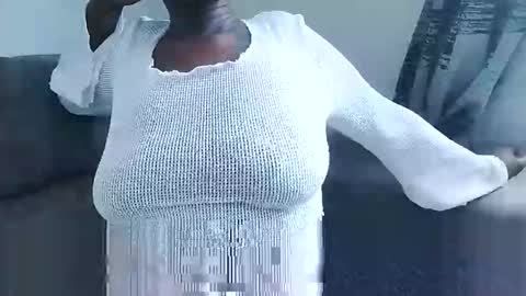 Ebony Melanie online show from December 7, 10:42 am