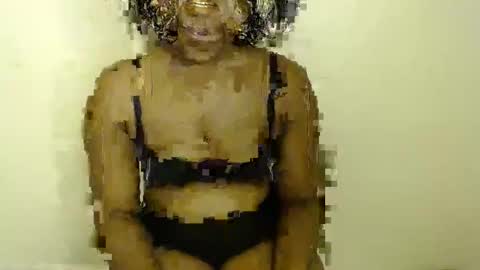 ebonylolo online show from January 2, 3:54 pm