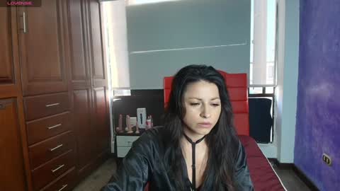 Electra Devis  online show from December 2, 11:59 am