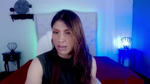 elena_detroya_ online show from November 11, 12:34 pm