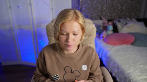 elizabet_ray online show from November 23, 11:05 am