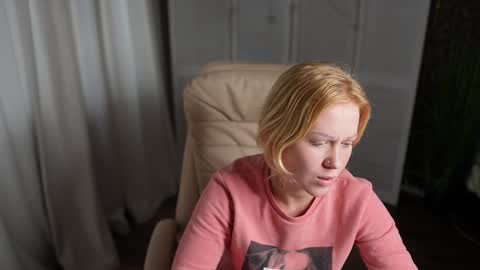 elizabet_ray online show from December 25, 11:58 am