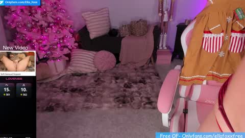 ella_foxx online show from December 6, 2:35 am