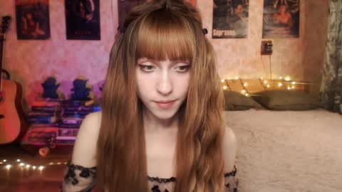 ellie_friendly online show from November 12, 1:12 pm