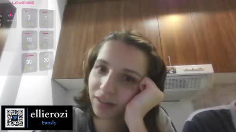 Ellie Rozi online show from January 8, 1:55 am