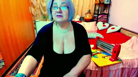 ellyhot53 online show from January 2, 2:38 pm