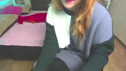 elsa_hot_here online show from December 7, 3:19 am