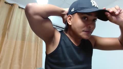 elver_gon19_ online show from February 1, 2:33 am