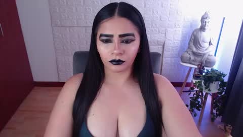 POWERFULL GODDESS EMILI online show from December 2, 6:25 pm