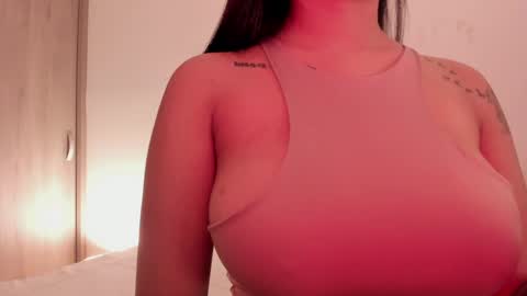 Emilia Big Boobs online show from December 14, 1:48 pm