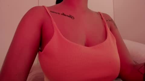 Emilia Big Boobs online show from January 20, 4:14 am