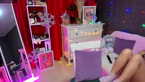 Emiliya online show from December 14, 2:41 am