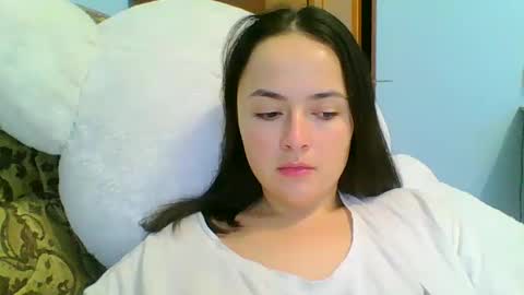 emily_morning_dew online show from November 14, 7:26 am