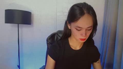 emily_sexyslut online show from November 26, 6:23 pm