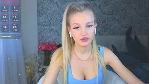 emilydancee online show from December 17, 6:26 am