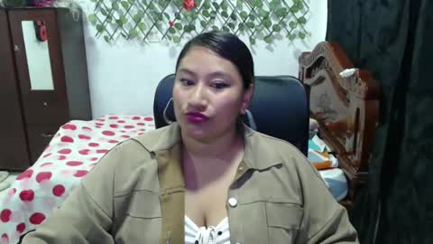 Emily Cortez online show from November 23, 1:54 am