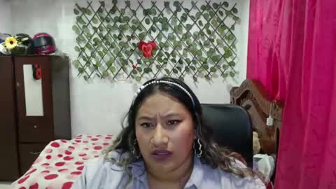 Emily Cortez online show from December 1, 10:19 pm