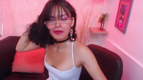 emma_daves online show from December 18, 1:32 pm