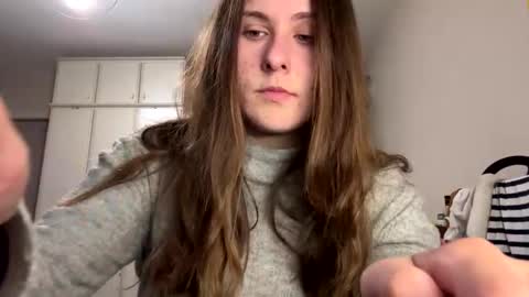 emma_just online show from December 13, 7:15 am