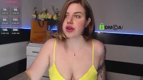 Emma online show from November 10, 2:31 pm