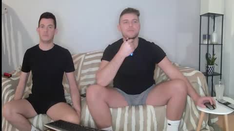 Englishladxxx online show from November 21, 10:13 pm