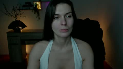 EricaPowers online show from November 28, 11:19 am