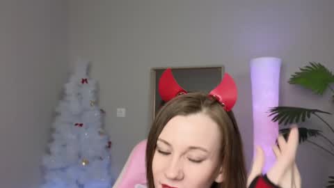 Erica D online show from December 20, 4:36 am