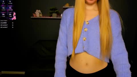 erin_satisfaction online show from December 14, 10:01 am