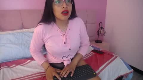 EstefanyXXX online show from January 15, 12:31 pm