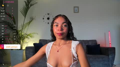 estefy_arroyo online show from December 21, 3:39 pm