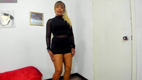 evelin_cloy_golden online show from January 3, 7:47 pm