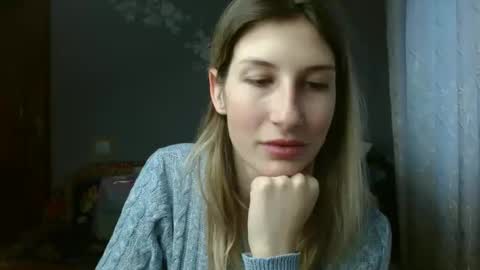 evelyn_21_m online show from January 18, 2:21 pm