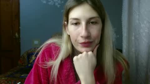 evelyn_21_m online show from January 17, 3:06 pm