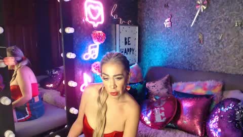 EvelynaGrey online show from December 11, 11:59 pm