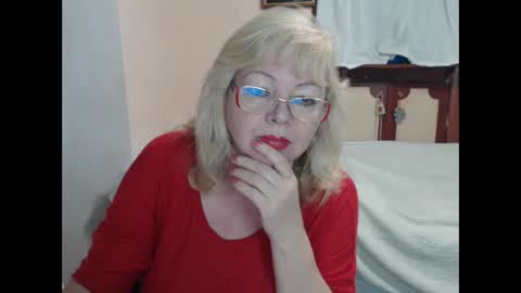 BarbaraBlondy online show from December 10, 8:25 am