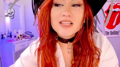 evva_foxxy online show from November 11, 3:39 pm