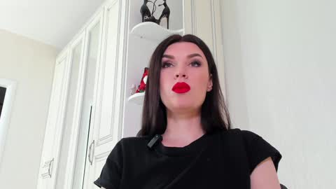 femdomheels online show from December 30, 2:53 pm