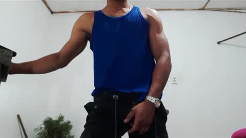 fernandez_latinblack online show from December 10, 11:32 pm