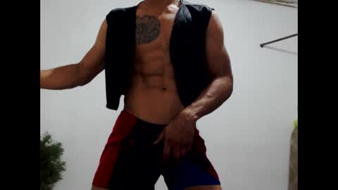 fernandez_latinblack online show from December 2, 1:00 am