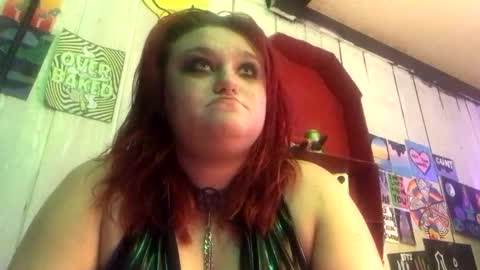 findommefoxi online show from December 28, 12:38 am