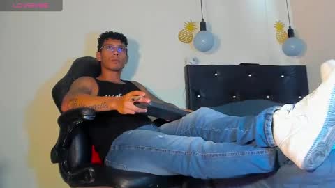 Ricardodominic 1   MODELO INDEPENDIENTE online show from December 31, 6:23 pm