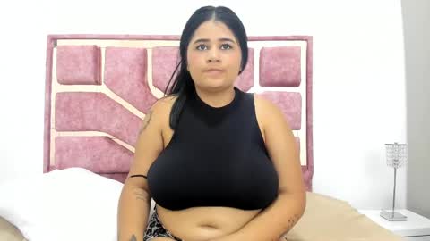 gaby_lovv online show from December 14, 12:11 pm