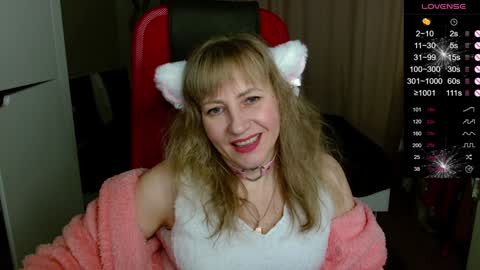 Janette online show from December 1, 2:04 pm