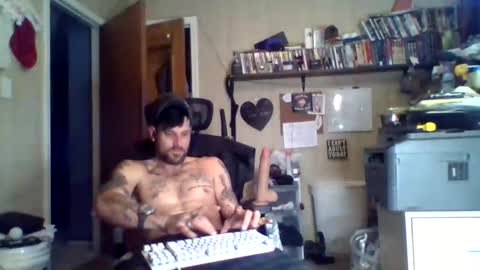 Daddy Gator online show from December 20, 9:42 pm