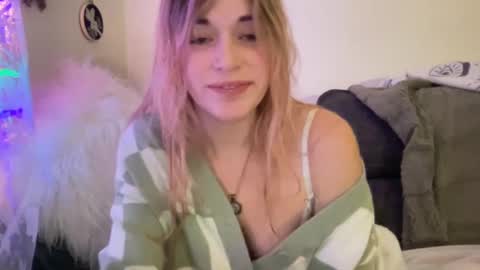 gemmyrosee online show from November 24, 5:42 am