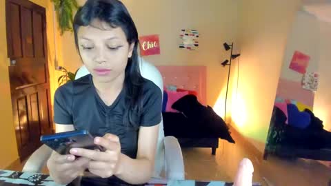 gimena_gonzales online show from January 1, 2:26 pm